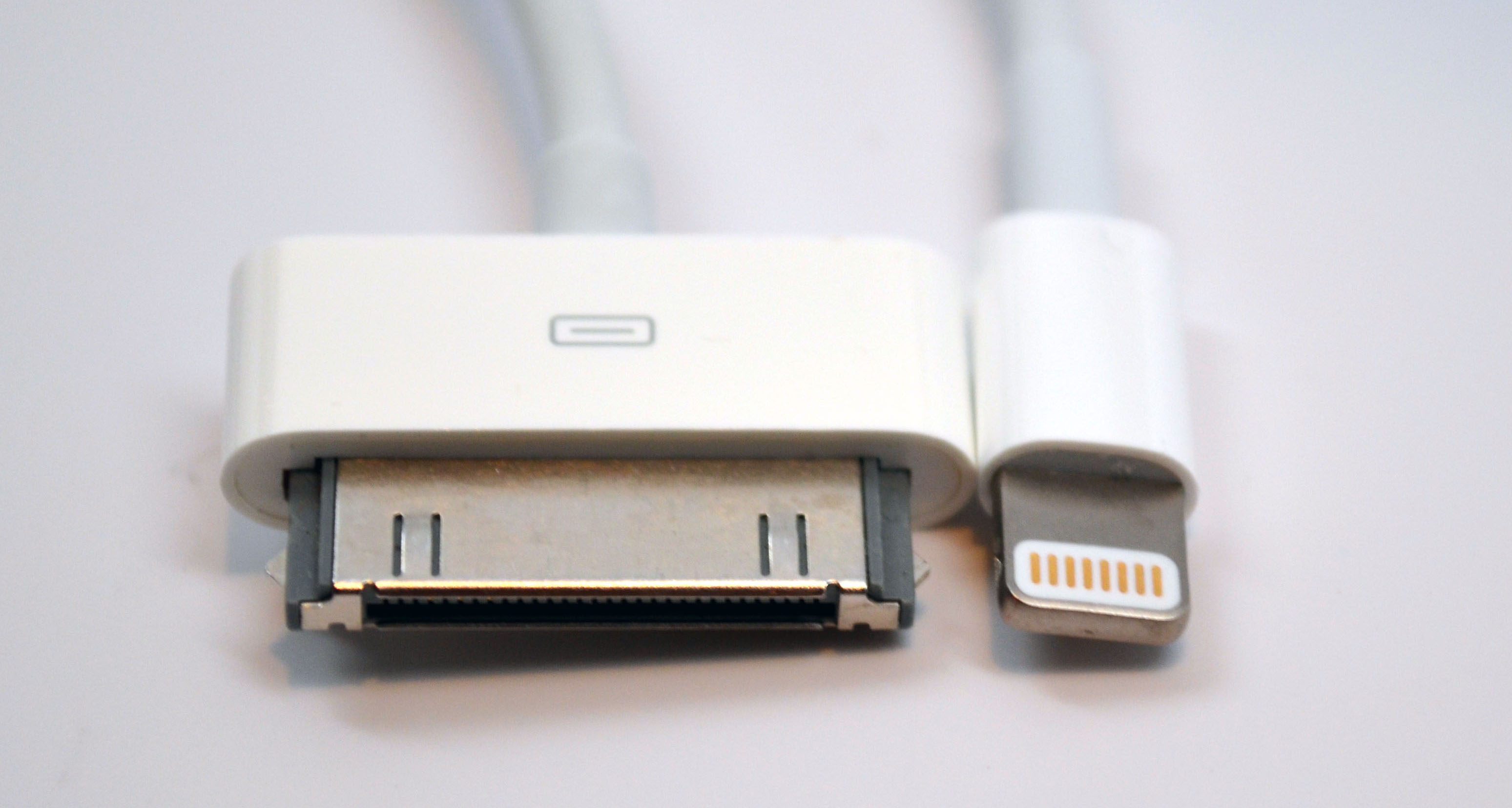 Lighting dock Conector Dock (30 pinos) x Conector Lightning