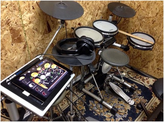 dmtouch 4 Imagem histórica · Alesis DM Touch: app gratuito transforma iPad em módulo de bateria (review)