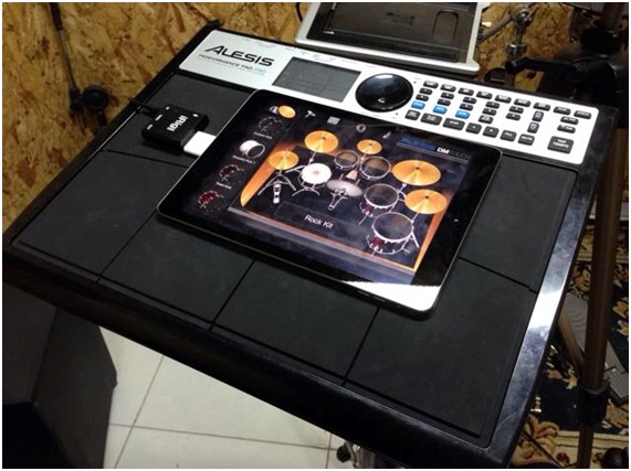 dmtouch 3 Imagem histórica · Alesis DM Touch: app gratuito transforma iPad em módulo de bateria (review)