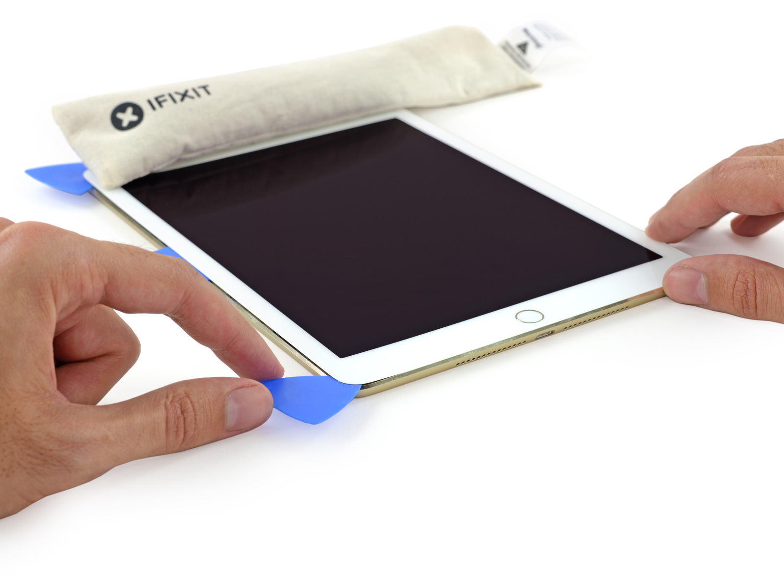 Imagem histórica · Desmontagem do iPad Air 2 confirma 2 GB de RAM. Novo tablet é 16x mais rápido que iPad 1