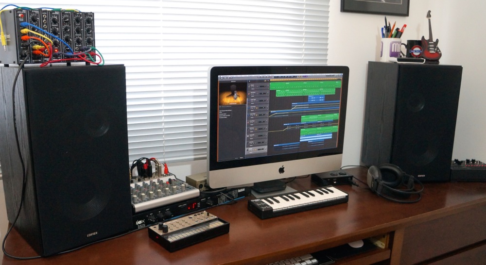 edifier_studio8_18 Imagem histórica · Edifier Studio 8 (R2800): novos monitores de áudio trazem ainda mais potência (review)