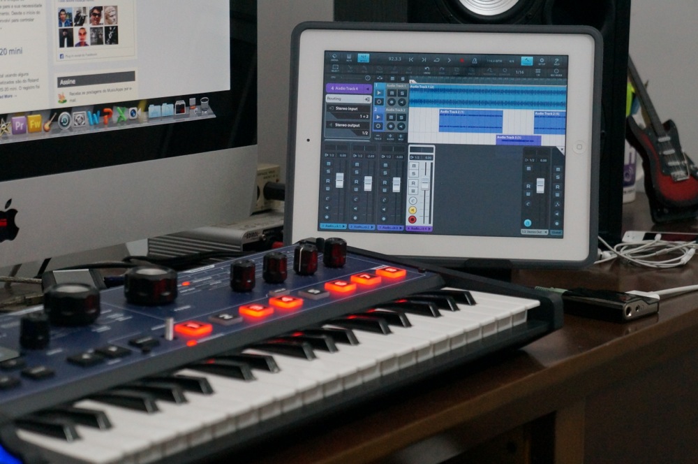 Cubasis Recording Imagem histórica · Gravando com o iPad, Electribe, Mininova, GuitarJack 2, Cubasis e Audio Mastering