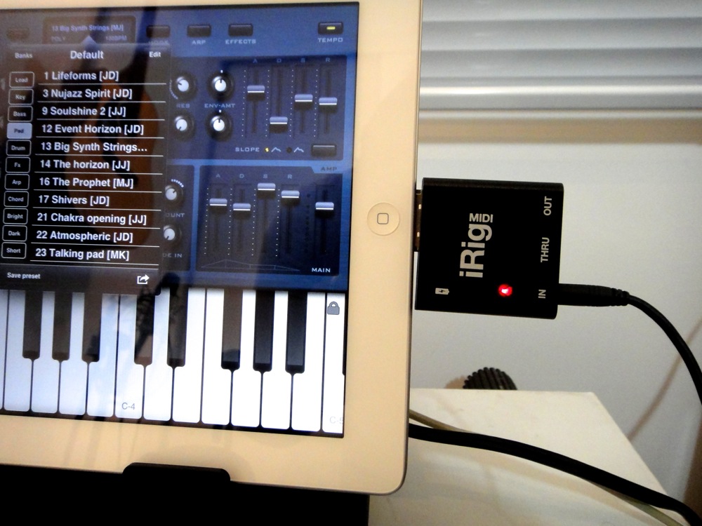 iRig MIDI e iPad
