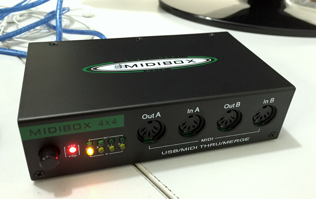 midibox 1 Imagem histórica · MidiBox: interface MIDI USB de apenas 176 reais oferece 4 portas e funciona com o iPad