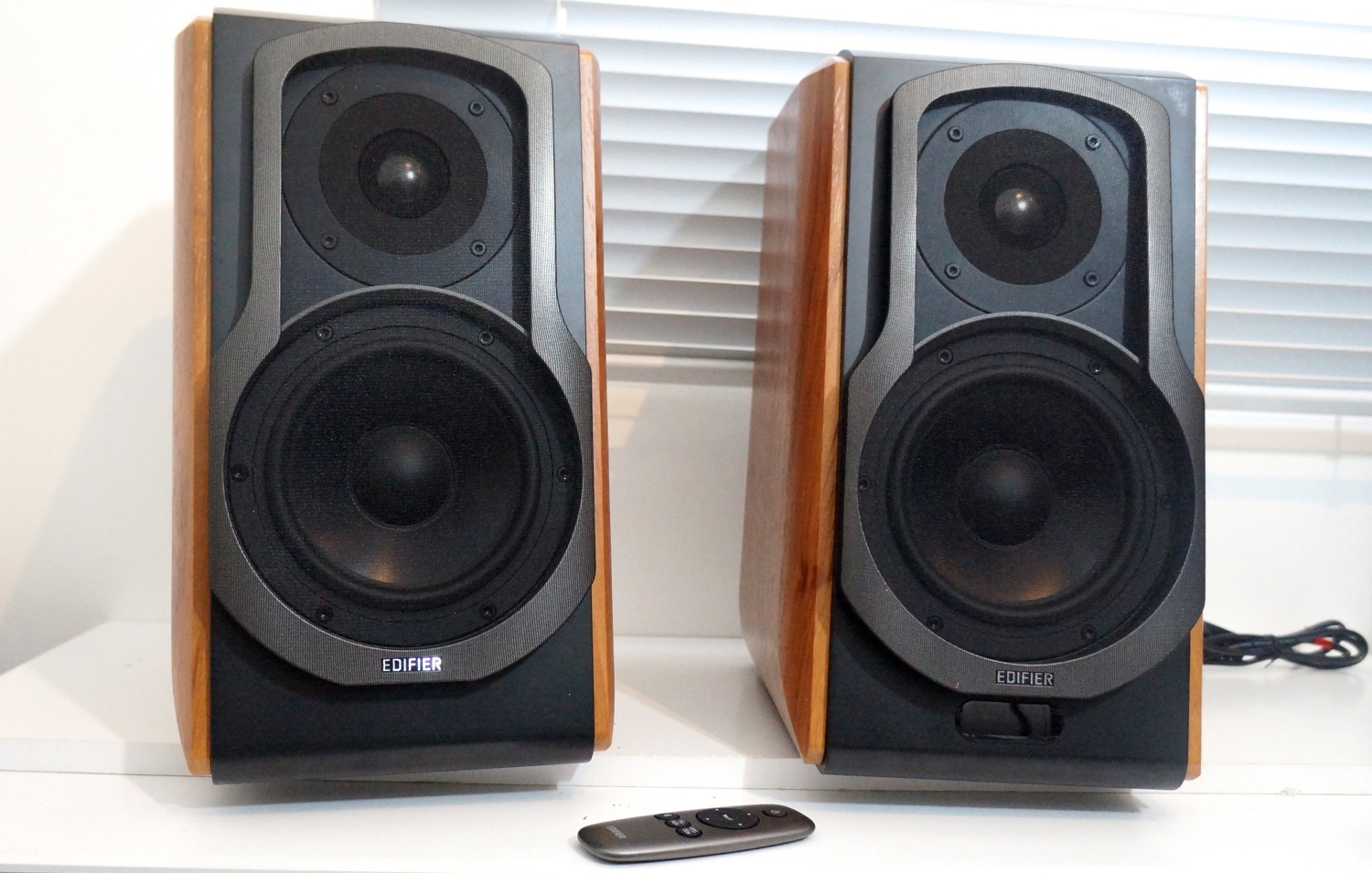 Imagem histórica · Review Novas Caixas de Som Edifier R1900TV, R2000DB, R2730DB e S1000DB