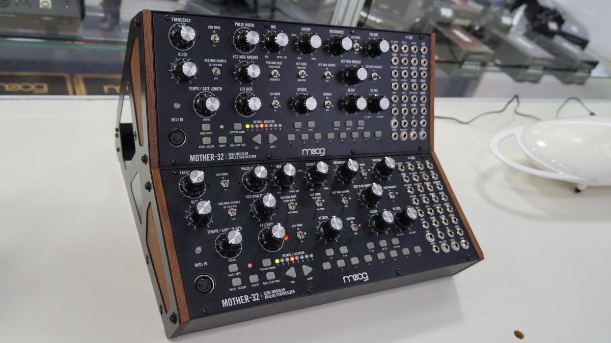 Moog Mother-32 Imagem histórica · Destaques da Expomusic 2016: música móvel e sintetizadores