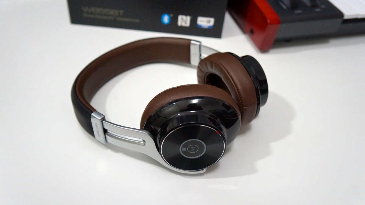 Imagem histórica · Edifier W855BT: fone Bluetooth premium para quem busca qualidade, conforto e durabilidade