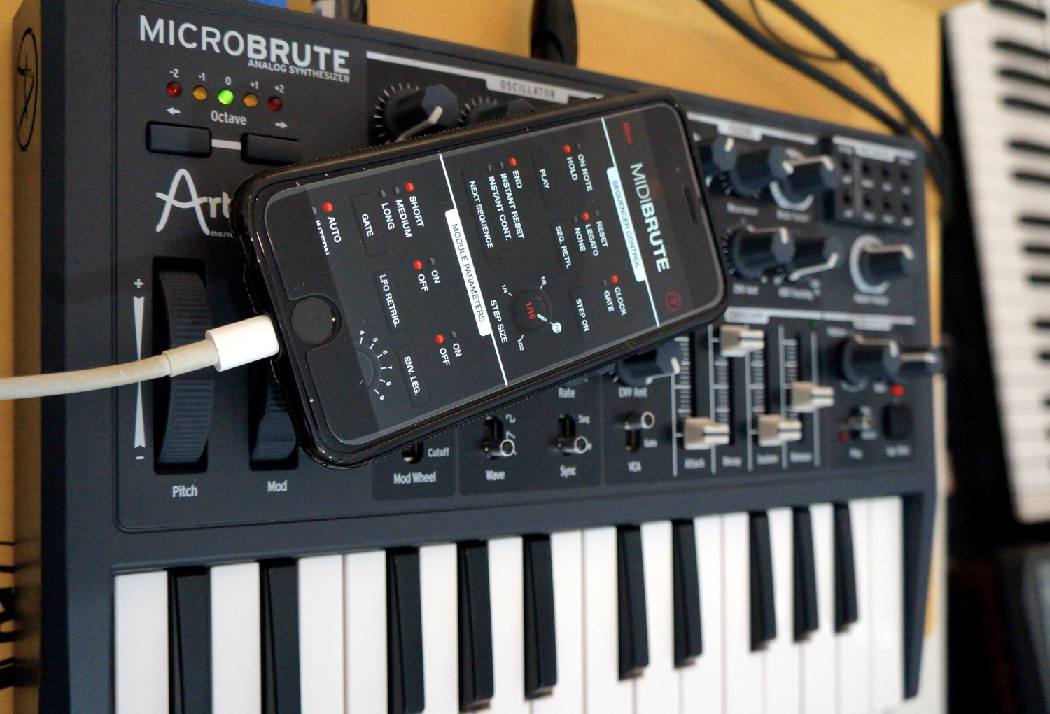Imagem histórica · Sintetizadores e apps: editores iOS melhoram a experiência com instrumentos reais